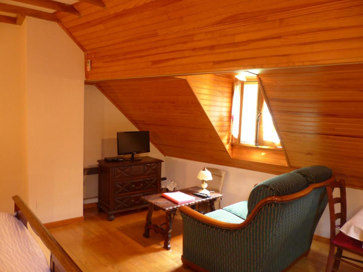 La Bouigane Bed & Breakfast Saint-Lary  Exterior photo